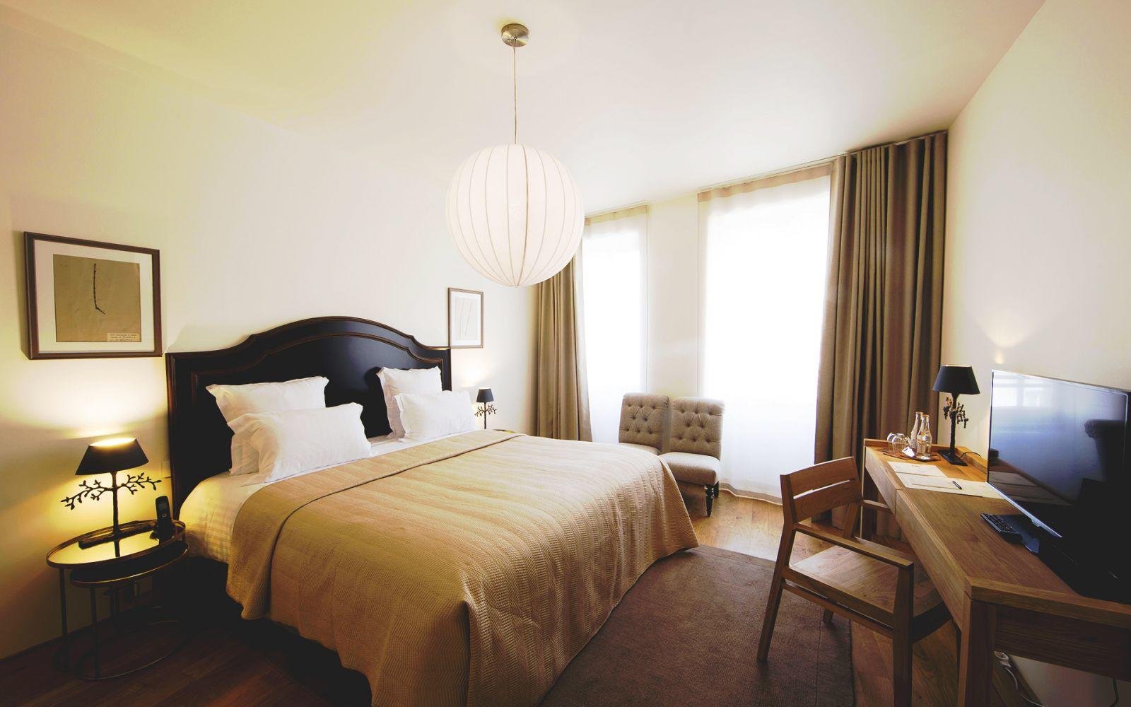 Hôtel de la Villeon | Comfort room